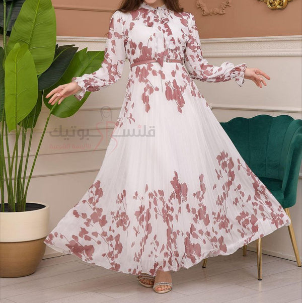 فستان شيفون ابيض ناعم